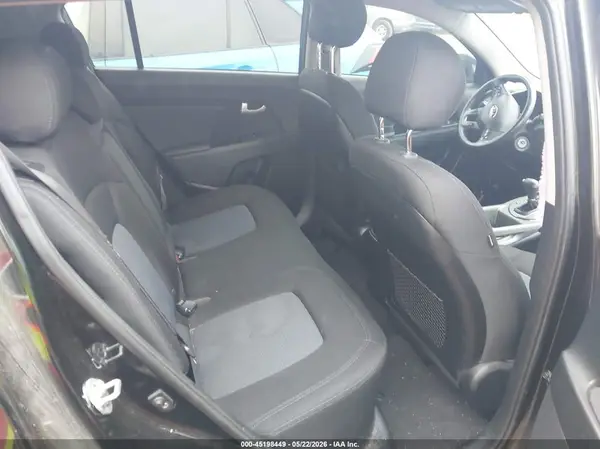 KNDPBCACXG7879138 2016 KIA SPORTAGE - Image 8
