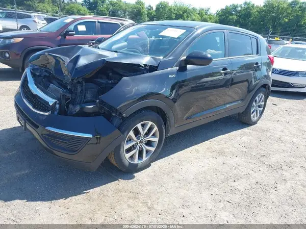 KNDPBCACXG7879480 2016 KIA SPORTAGE - Image 2