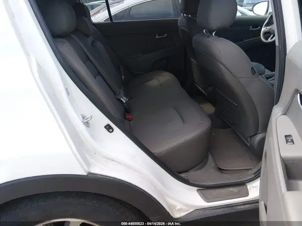 KNDPBCACXG7880175 2016 KIA SPORTAGE - Image 8