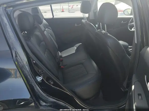 KNDPC3A67G7803240 2016 KIA SPORTAGE - Image 8
