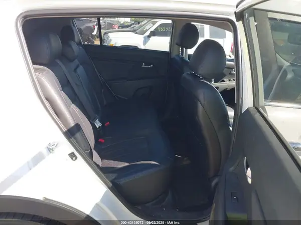 KNDPC3A69G7803529 2016 KIA SPORTAGE - Image 8