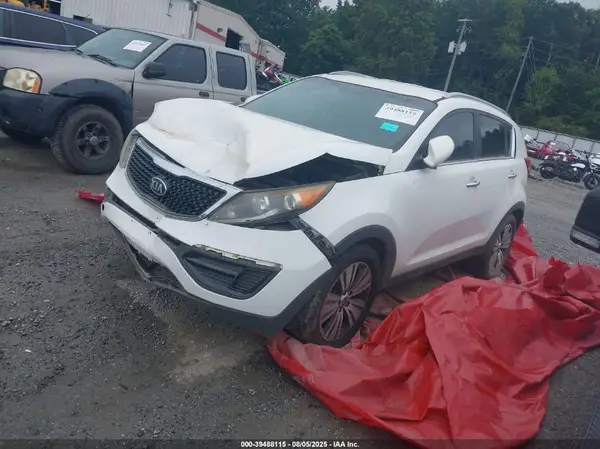 KNDPC3AC0G7863110 2016 KIA SPORTAGE - Image 2
