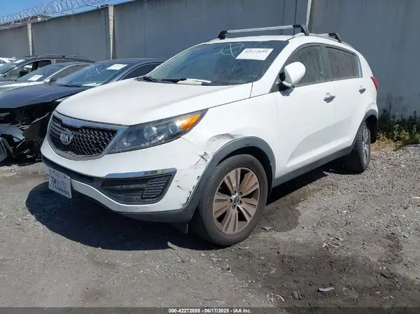 KNDPC3AC1G7806527 2016 KIA SPORTAGE - Image 2