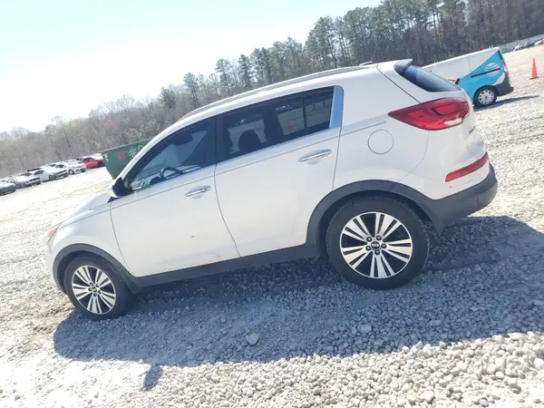 KNDPC3AC2G7869801 2016 KIA SPORTAGE - Image 2