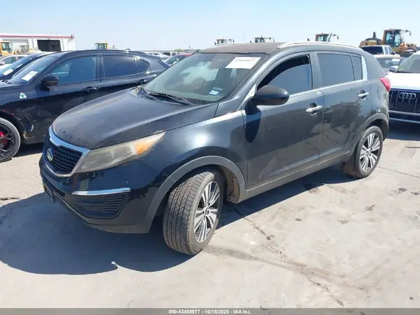 KNDPC3AC4G7868598 2016 KIA SPORTAGE - Image 2