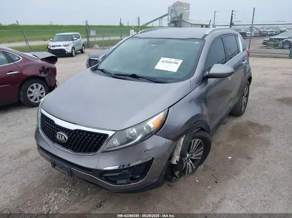 KNDPC3AC5G7854029 2016 KIA SPORTAGE - Image 2