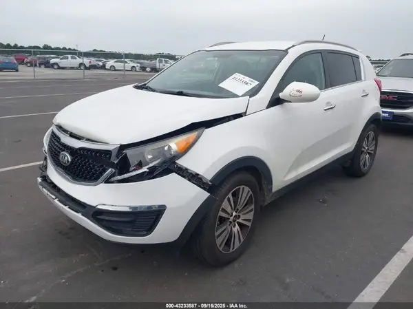 KNDPC3AC8G7806430 2016 KIA SPORTAGE - Image 2