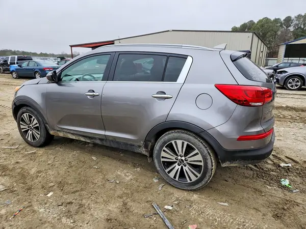 KNDPC3AC8G7815404 2016 KIA SPORTAGE - Image 2
