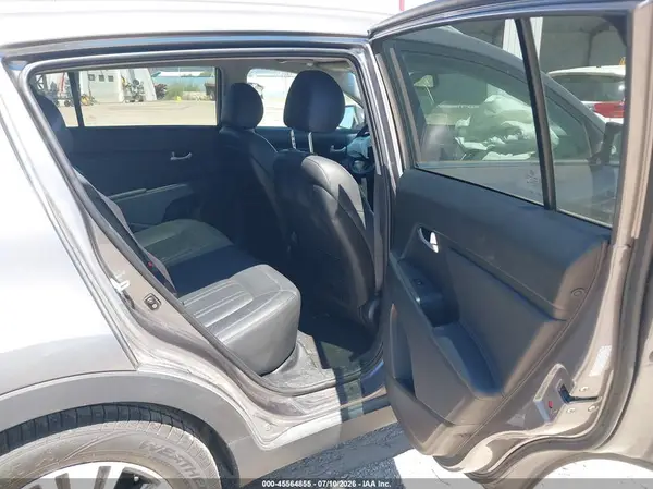 KNDPC3AC9G7850713 2016 KIA SPORTAGE - Image 8