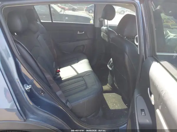 KNDPCCA61G7867001 2016 KIA SPORTAGE - Image 8
