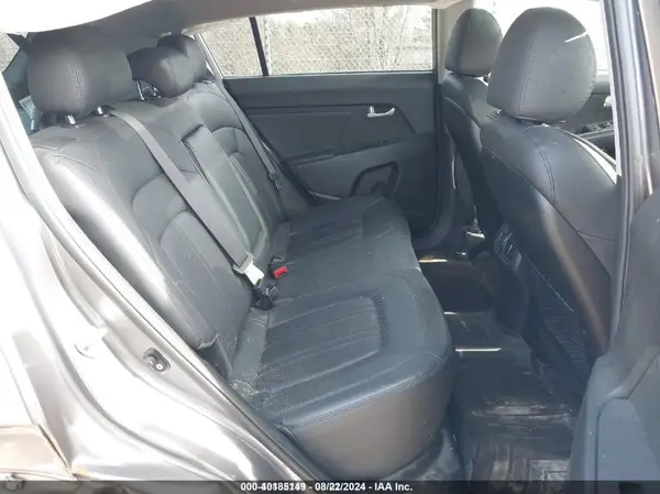 KNDPCCA62G7815683 2016 KIA SPORTAGE - Image 8