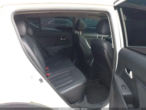 KNDPCCA62G7875723 2016 KIA SPORTAGE - Image 8