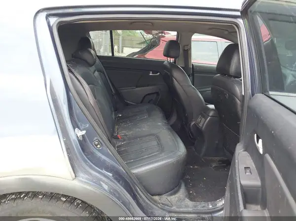 KNDPCCA63G7806104 2016 KIA SPORTAGE - Image 8