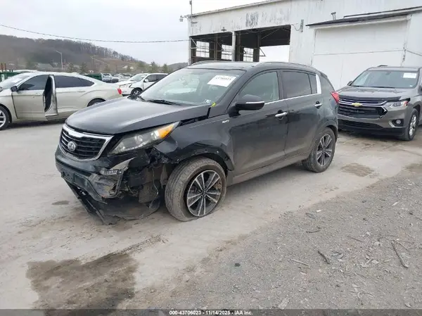 KNDPCCA63G7815997 2016 KIA SPORTAGE - Image 2