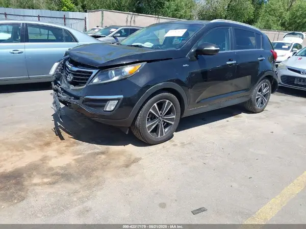 KNDPCCA64G7805012 2016 KIA SPORTAGE - Image 2
