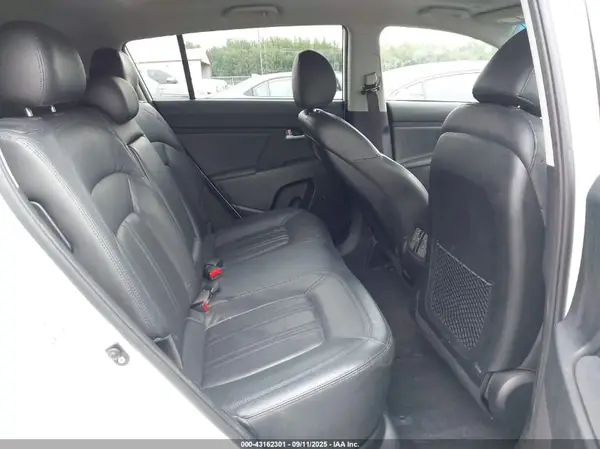 KNDPCCA65G7808274 2016 KIA SPORTAGE - Image 8