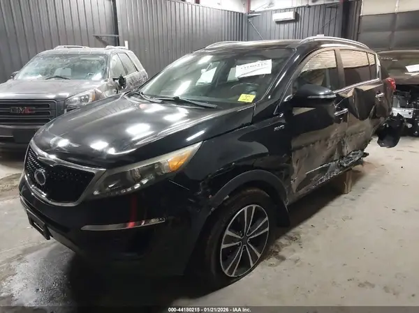 KNDPCCA65G7817217 2016 KIA SPORTAGE - Image 2