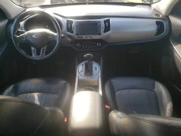 KNDPCCA66G7813323 2016 KIA SPORTAGE - Image 8