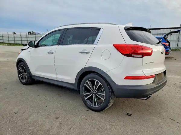 KNDPCCA66G7839842 2016 KIA SPORTAGE - Image 2
