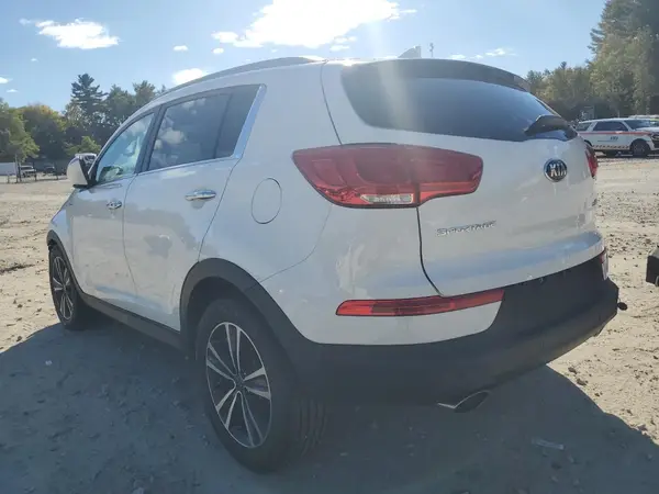 KNDPCCA66G7860383 2016 KIA SPORTAGE - Image 2