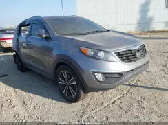 KNDPCCA68G7852382 2016 KIA SPORTAGE