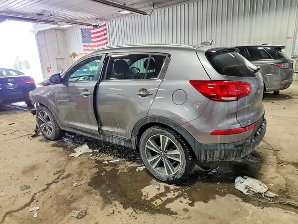 KNDPCCA68G7871322 2016 KIA SPORTAGE - Image 2