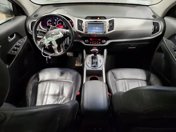KNDPCCA68G7871322 2016 KIA SPORTAGE - Image 8