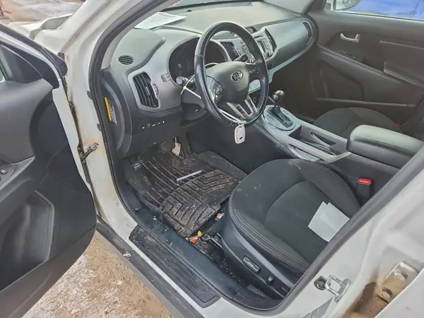 KNDPCCA69G7843304 2016 KIA SPORTAGE - Image 8