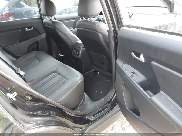 KNDPCCA69G7850804 2016 KIA SPORTAGE - Image 8