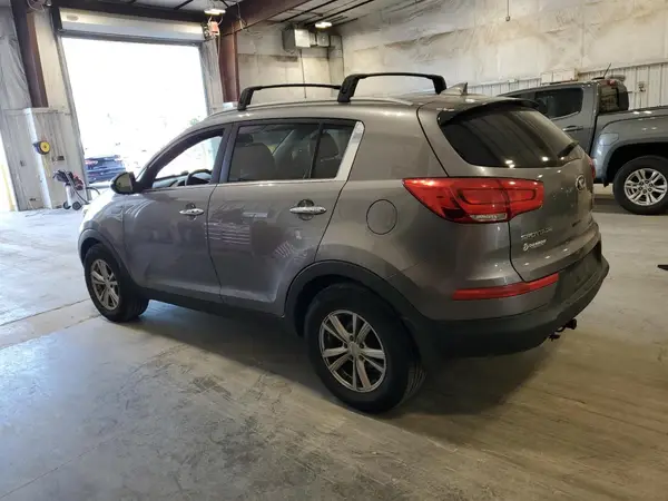 KNDPCCAC0G7869263 2016 KIA SPORTAGE - Image 2