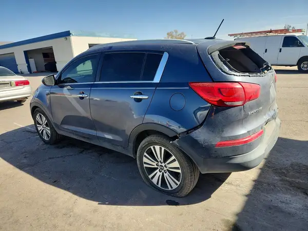 KNDPCCAC0G7874222 2016 KIA SPORTAGE - Image 2