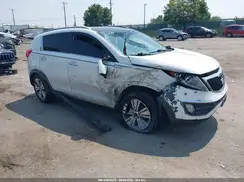 KNDPCCAC1G7808181 2016 KIA SPORTAGE
