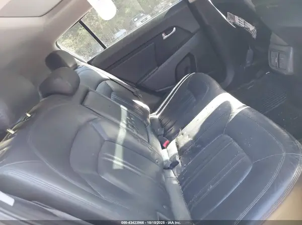 KNDPCCAC1G7828964 2016 KIA SPORTAGE - Image 8