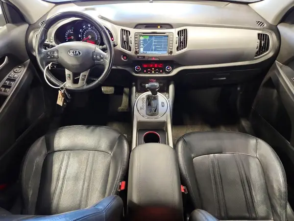 KNDPCCAC1G7861852 2016 KIA SPORTAGE - Image 8