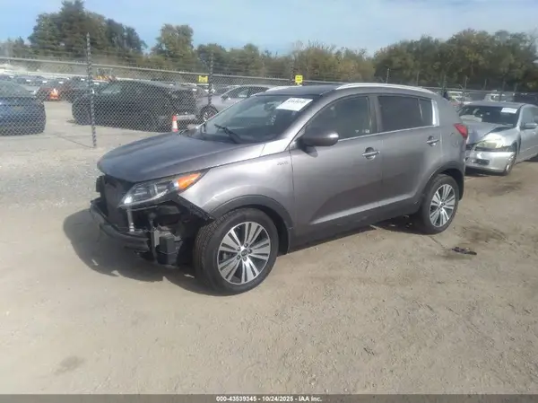 KNDPCCAC2G7869331 2016 KIA SPORTAGE - Image 2