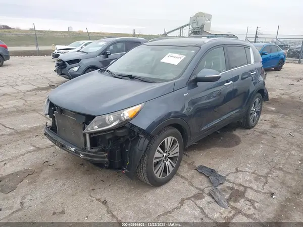 KNDPCCAC3G7805038 2016 KIA SPORTAGE - Image 2