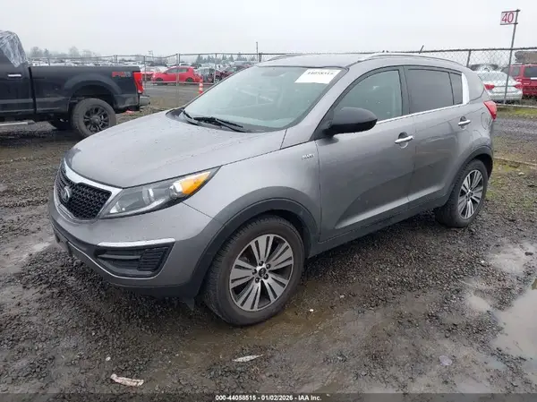 KNDPCCAC3G7806125 2016 KIA SPORTAGE - Image 2