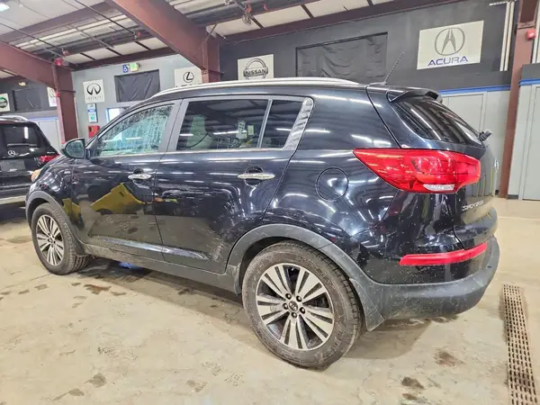 KNDPCCAC3G7824852 2016 KIA SPORTAGE - Image 2
