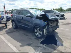 KNDPCCAC3G7833213 2016 KIA SPORTAGE