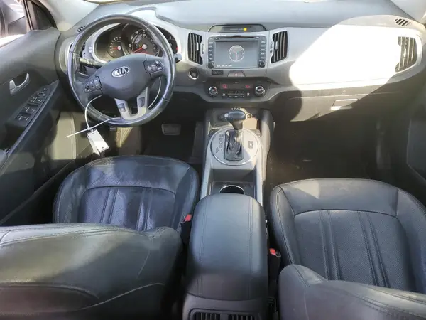 KNDPCCAC4G7832121 2016 KIA SPORTAGE - Image 8