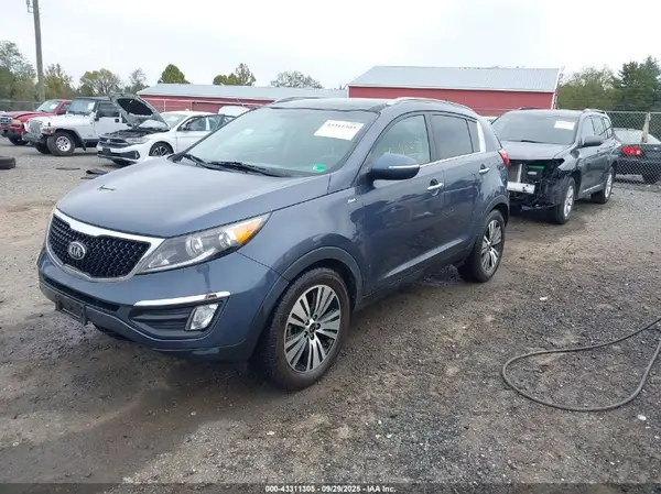 KNDPCCAC4G7833009 2016 KIA SPORTAGE - Image 2