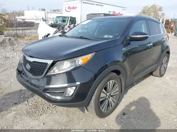 KNDPCCAC4G7847041 2016 KIA SPORTAGE - Image 2