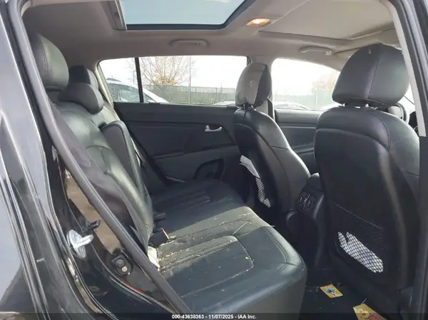 KNDPCCAC4G7847041 2016 KIA SPORTAGE - Image 8