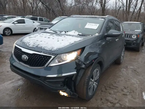 KNDPCCAC6G7836736 2016 KIA SPORTAGE - Image 2
