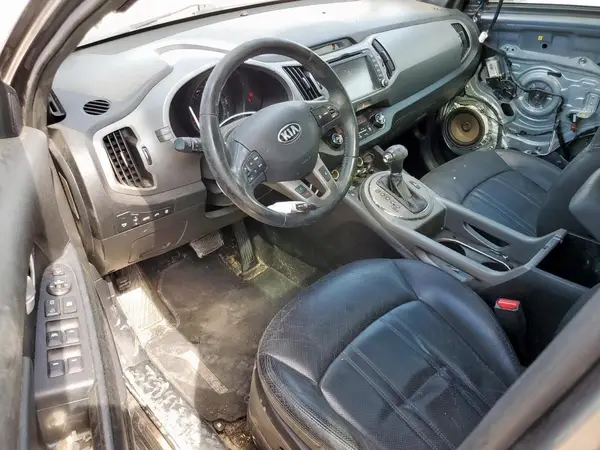 KNDPCCAC6G7849180 2016 KIA SPORTAGE - Image 8