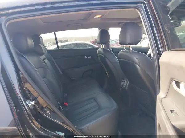 KNDPCCAC6G7863676 2016 KIA SPORTAGE - Image 8