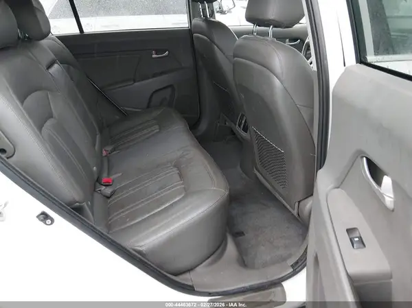 KNDPCCAC6G7864388 2016 KIA SPORTAGE - Image 8