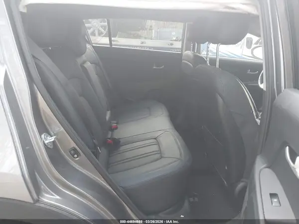 KNDPCCAC7G7833019 2016 KIA SPORTAGE - Image 8