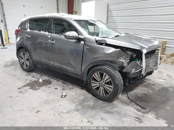 KNDPCCAC7G7834204 2016 KIA SPORTAGE - Image 1