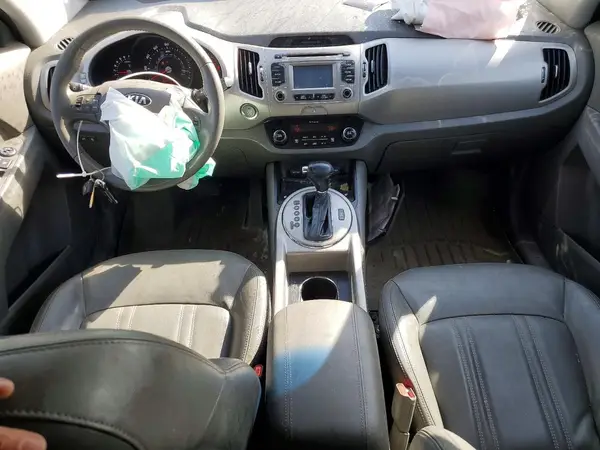KNDPCCAC7G7835515 2016 KIA SPORTAGE - Image 8